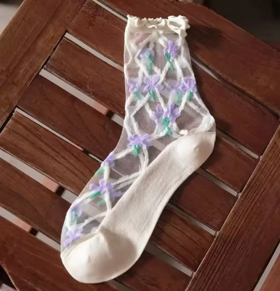 Crystal Trellis Mid Crew Socks - Lilac