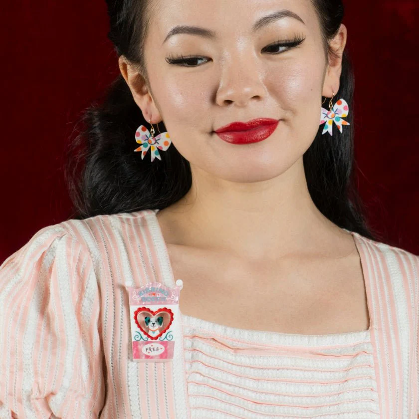Erstwilder - A Day at the Fair - Free Kisses Brooch - Image 4