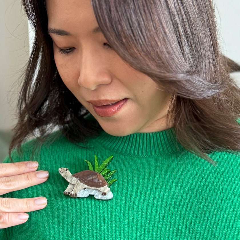 Erstwilder Australiana 2025 - Rheo the River Turtle Brooch - Image 2