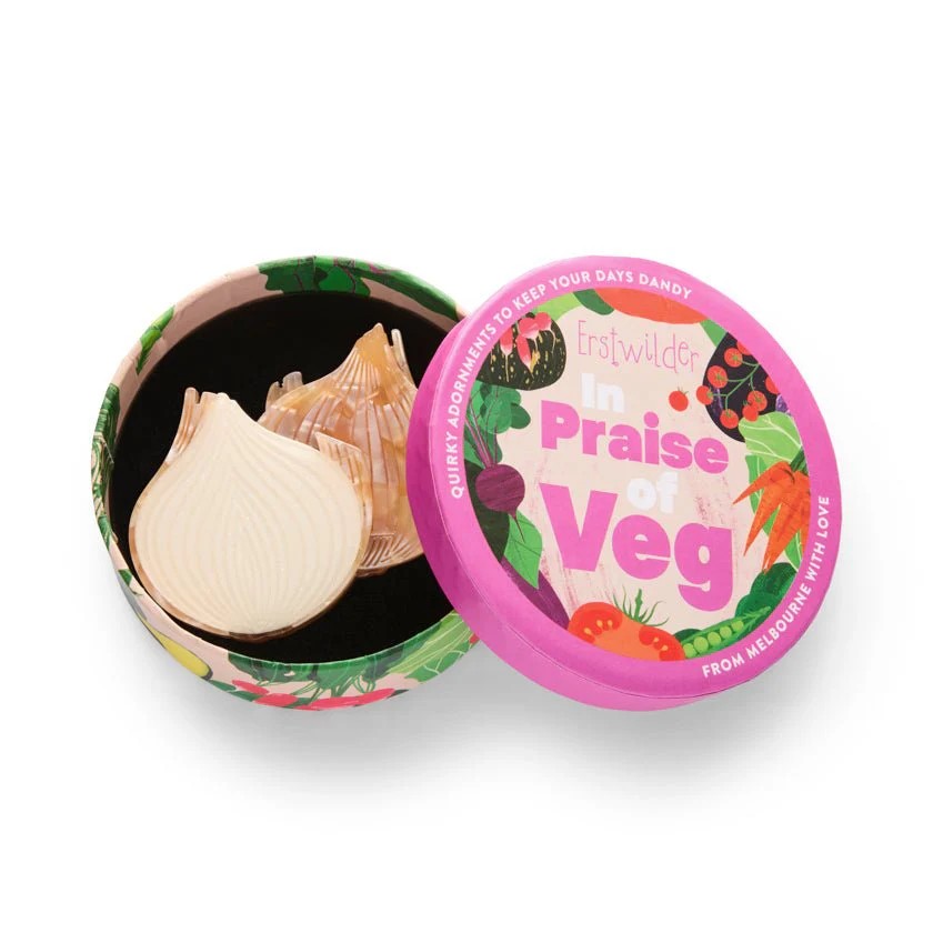 Erstwilder In Praise of Veg - Onion Layers Brooch - Image 3