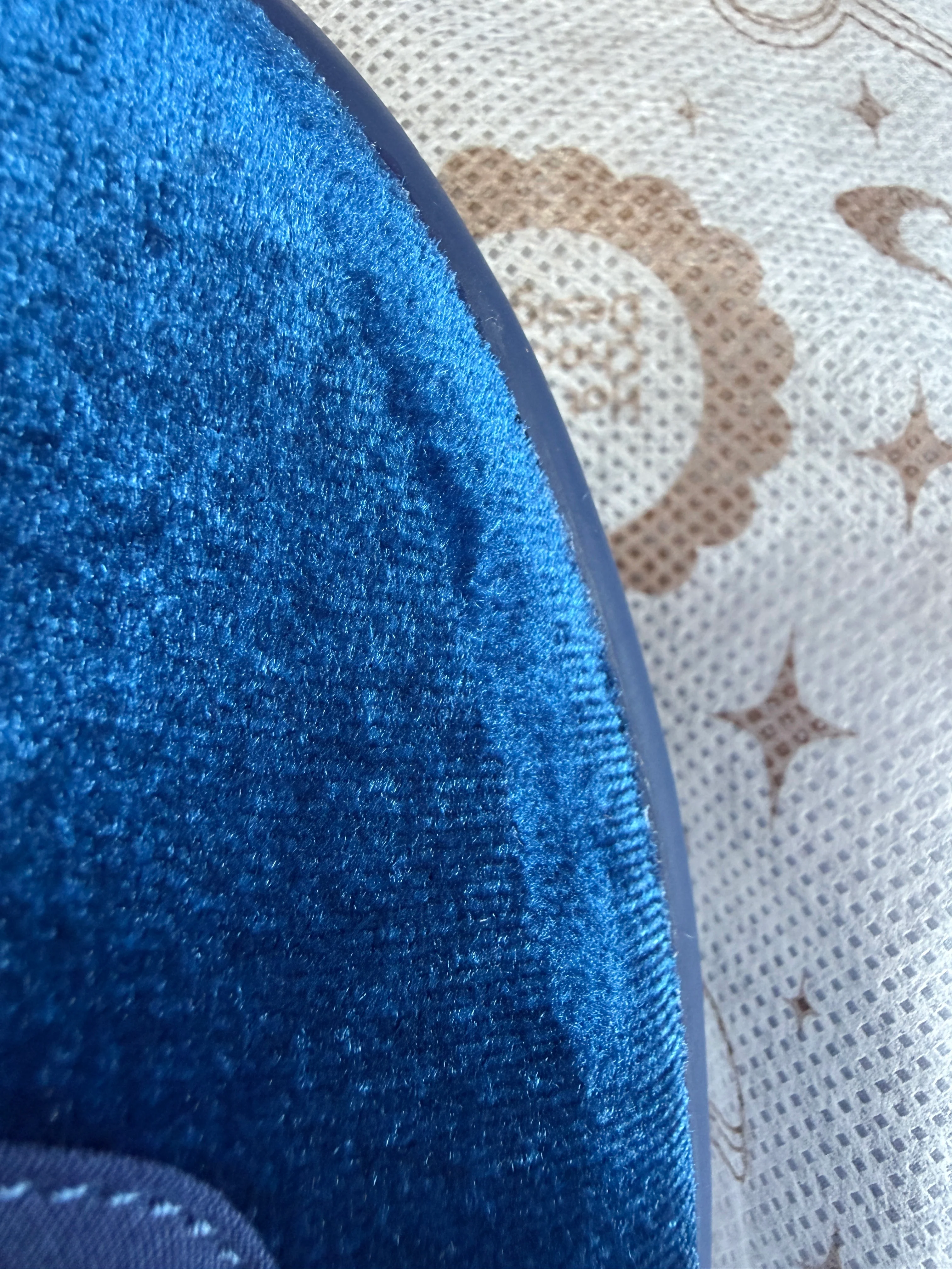 IMPERFECT Hot Chocolate Design Curacao Blue Velvet - READ BELOW!! - Image 8