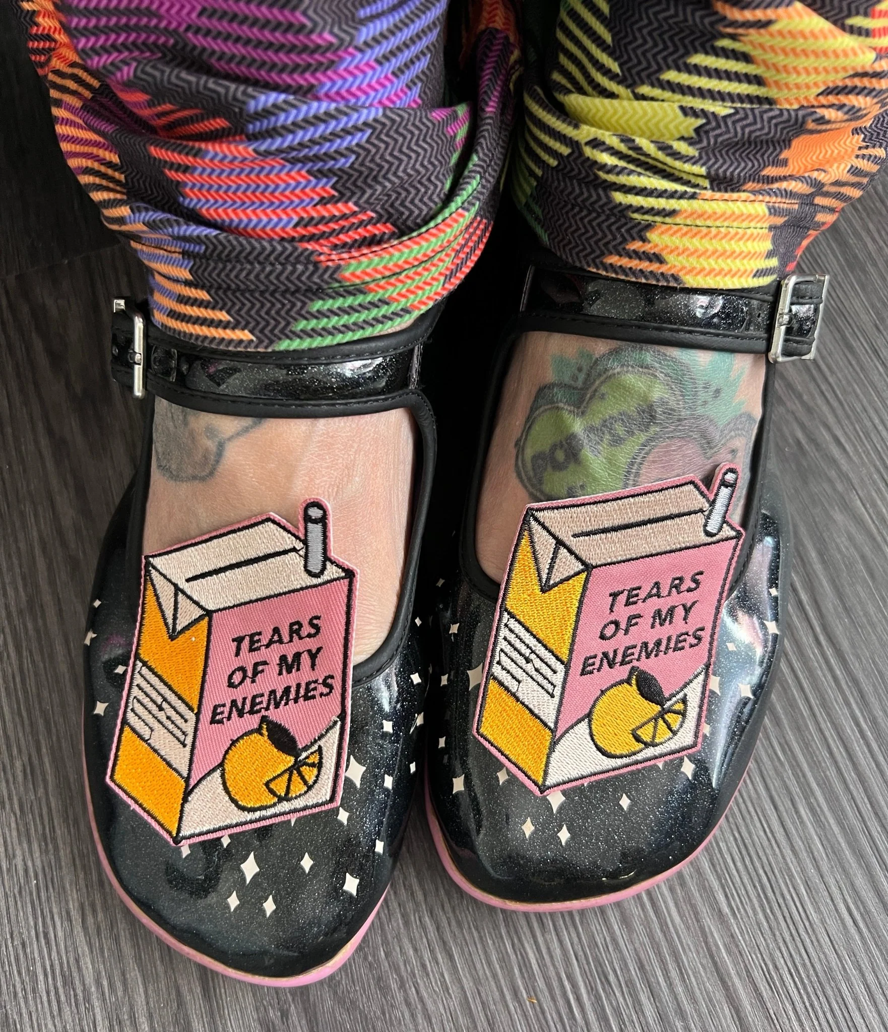 Popping Candy Shoe Clips - Cry Me a Juicebox - Image 4