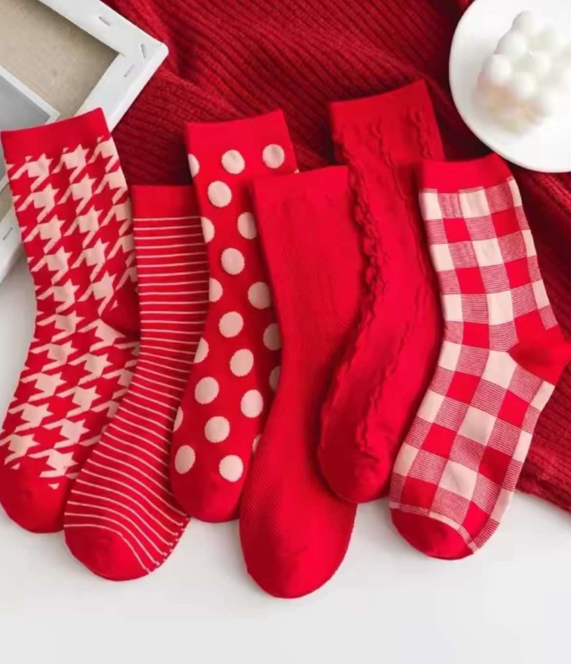 Retro Red Mid Crew Socks - Houndstooth - Image 2